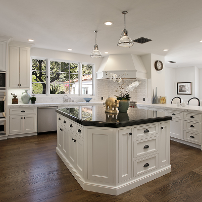 _Table_for_cooking_in_the_center_of_the_kitchen_091499_ 1 (1)